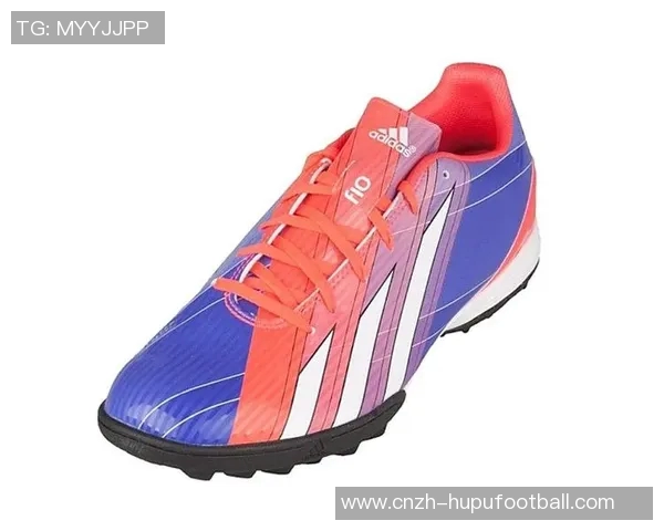 阿迪达斯足球鞋助你在赛场上尽显风采与实力,提升你的竞技表现与舒适体验